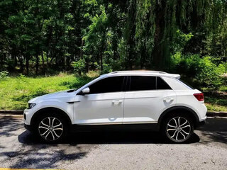 2020 Volkswagen T-Roc I (China Market), белый, 1240606 рублей, вид 4