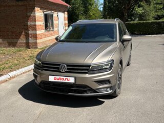 2018 Volkswagen Tiguan II, бежевый, 2250000 рублей, вид 1