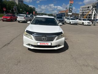2013 Toyota Camry VII (XV50), белый, 1300000 рублей, вид 1