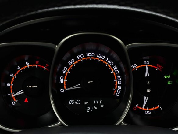 2020 Lada (ВАЗ) Vesta SW I, серый, 999000 рублей - вид 12