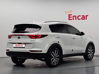 2018 Kia Sportage IV Рестайлинг, белый, 1405000 рублей, вид 2