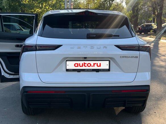 2023 Jetour Dashing I, белый, 1884000 рублей - вид 5