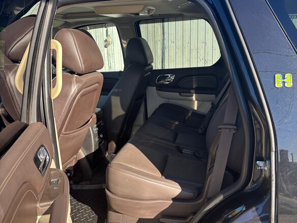 2012 Cadillac Escalade III, чёрный, 3375000 рублей - вид 13