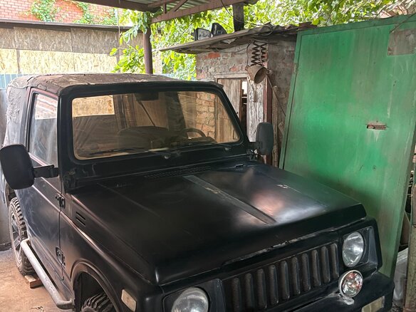 1983 Suzuki Samurai, чёрный, 300000 рублей
