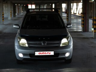 2002 Toyota Ist I, серебристый, 600000 рублей, вид 2
