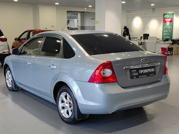 2009 Ford Focus II Рестайлинг, серый - вид 6