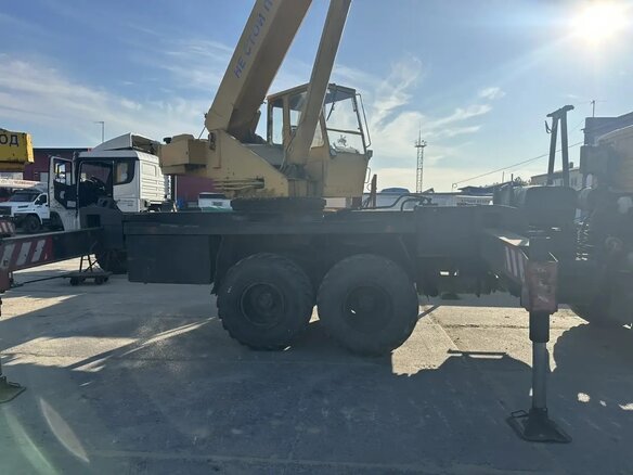 2009 КамАЗ 43118, 2400000 рублей - вид 11