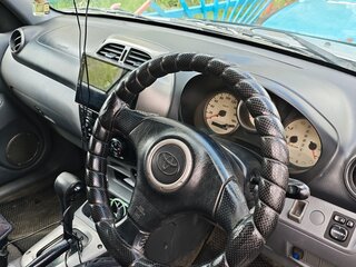 2000 Toyota RAV4 II (XA20), серый, 730000 рублей, вид 5