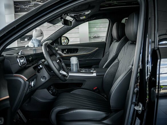 2026 Jaecoo J8, чёрный, 4845000 рублей - вид 4