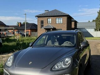 2010 Porsche Cayenne S II (958), серый, 2350000 рублей, вид 3