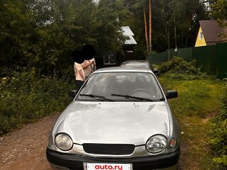1998 Toyota Corolla VIII (E110), серебристый, 230000 рублей, вид 3