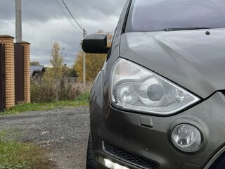 2011 Ford S-MAX I Рестайлинг, коричневый, 750000 рублей, вид 1