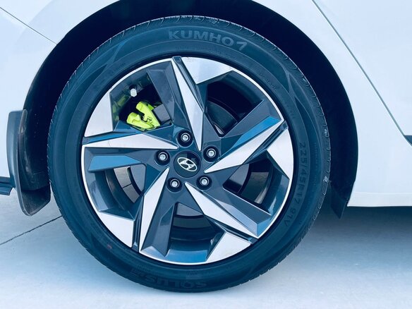 2022 Hyundai Elantra VII (CN7), белый, 1690000 рублей - вид 14