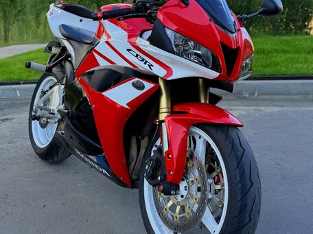 2012 Honda CBR 600RR, красный, 750000 рублей, вид 1
