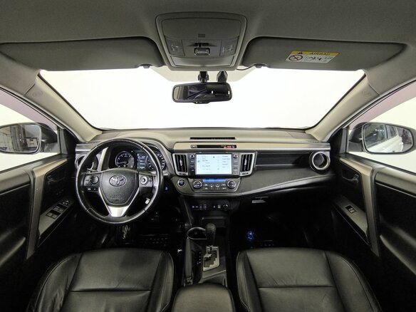 2017 Toyota RAV4 IV (XA40) Рестайлинг, белый, 2490000 рублей - вид 9