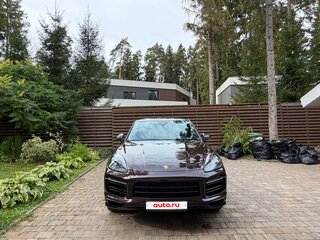 2022 Porsche Cayenne III, коричневый, 9999999 рублей, вид 2