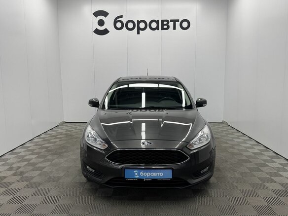 2017 Ford Focus III Рестайлинг, серый, 1160000 рублей - вид 2