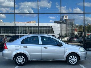 2008 Chevrolet Aveo I Рестайлинг, серебристый, 212000 рублей, вид 4