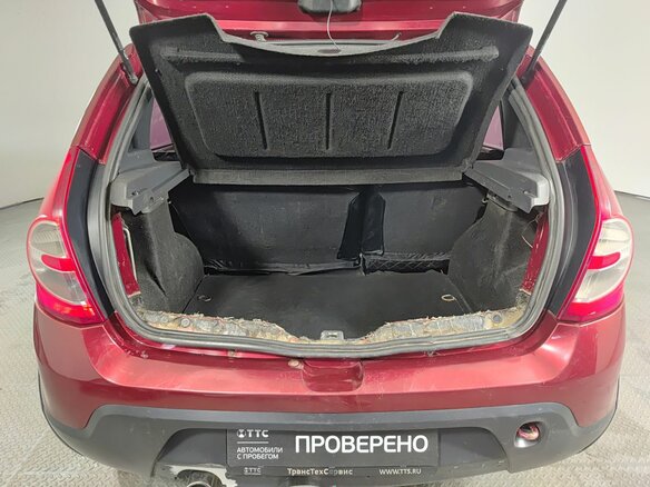 2012 Renault Sandero Stepway I, красный - вид 9