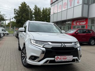 2022 Mitsubishi Outlander III Рестайлинг 3, белый, 2640000 рублей, вид 5