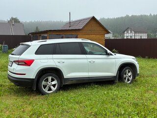 2019 Skoda Kodiaq I, белый, 2400000 рублей, вид 4