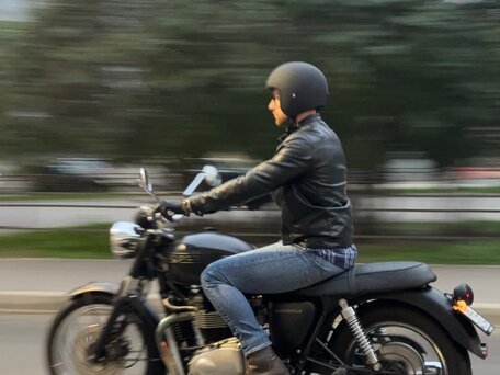 2010 Triumph Bonneville T100, чёрный, 590000 рублей, вид 4