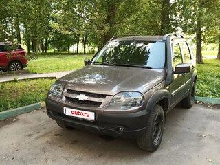 2018 Chevrolet Niva I Рестайлинг, коричневый, 800000 рублей, вид 2