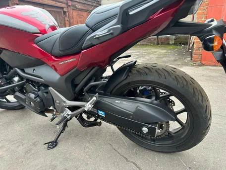 2019 Honda NC 750S, красный, 700000 рублей, вид 4