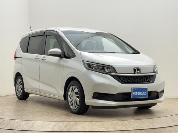 2022 Honda Freed II Рестайлинг, белый - вид 2