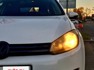 2011 Volkswagen Golf VI, белый, 890000 рублей, вид 2