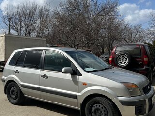 2006 Ford Fusion I Рестайлинг, серебристый, 360000 рублей, вид 1