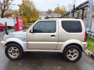 2007 Suzuki Jimny III Рестайлинг 1, серебристый, 550000 рублей, вид 3