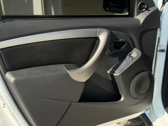 2014 Renault Duster I, белый, 720000 рублей - вид 14