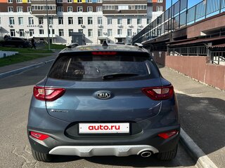 2020 Kia Stonic I, синий, 1750000 рублей, вид 2