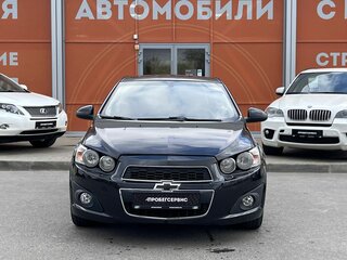 2015 Chevrolet Aveo II, чёрный, 699000 рублей, вид 2