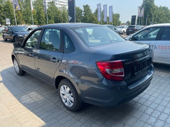 2026 Lada (ВАЗ) Granta I Рестайлинг, серый - вид 3