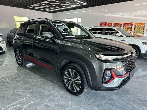 2023 Changan CS35 Plus I Рестайлинг, серый, 1390000 рублей - вид 4