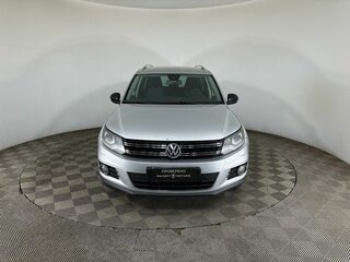 2013 Volkswagen Tiguan I Рестайлинг, серебристый, 1100000 рублей, вид 2