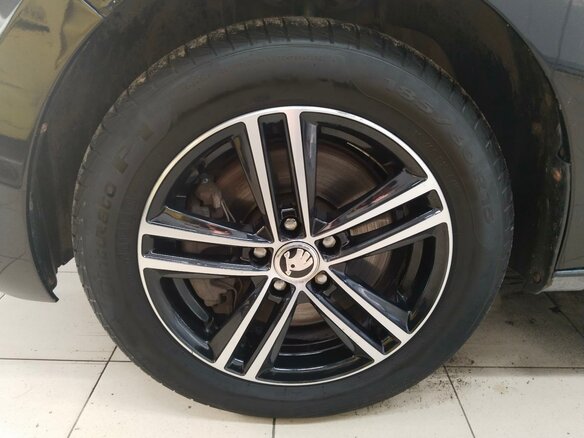 2014 Skoda Rapid I, чёрный - вид 3