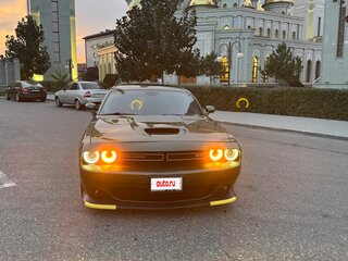 2021 Dodge Challenger III Рестайлинг 2, зелёный, 2150000 рублей, вид 3