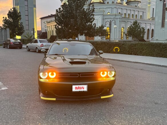 2021 Dodge Challenger III Рестайлинг 2, зелёный, 2150000 рублей - вид 2
