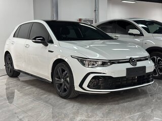 2023 Volkswagen Golf VIII, белый, 2040000 рублей, вид 3
