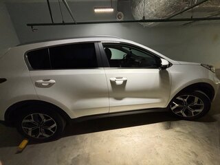 2020 Kia Sportage IV Рестайлинг, белый, 2750000 рублей, вид 5