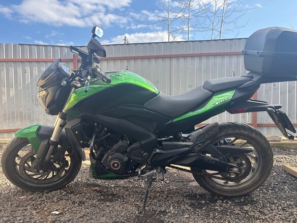2021 Bajaj Dominar 400, зелёный, 395000 рублей