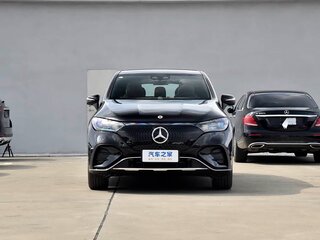 2026 Mercedes-Benz EQE SUV 500, чёрный, 7200000 рублей, вид 2