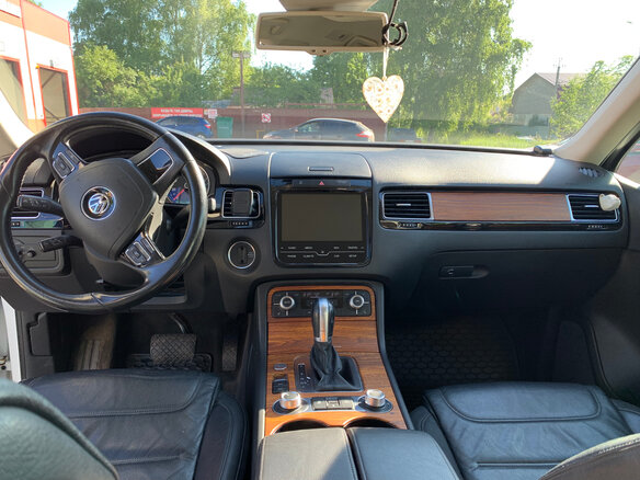 2015 Volkswagen Touareg II Рестайлинг, белый - вид 6