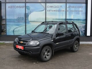 2017 Chevrolet Niva I Рестайлинг, синий, 570000 рублей, вид 1