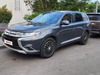 2018 Mitsubishi Outlander III Рестайлинг 2, серый, 1650000 рублей, вид 2