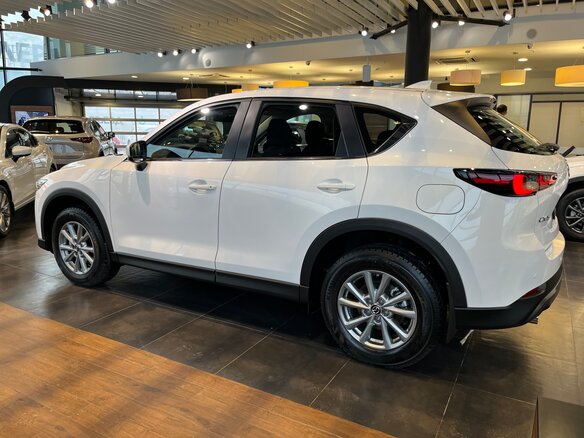 2026 Mazda CX-5 II Рестайлинг, белый, 3900000 рублей - вид 14