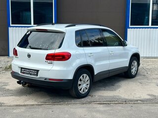 2016 Volkswagen Tiguan I Рестайлинг, белый, 1520000 рублей, вид 5